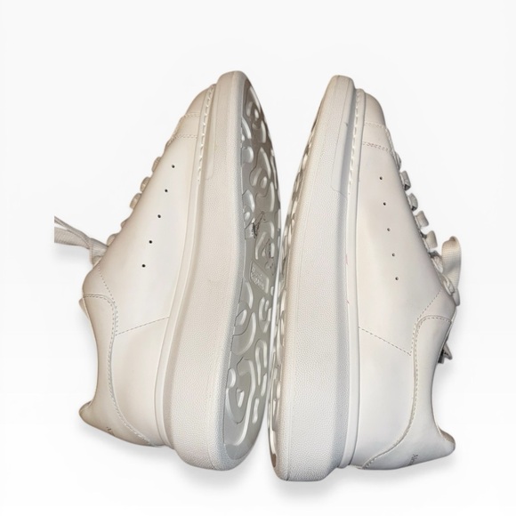 ALEXANDER MCQUEEN Oversized Women's White Sneakers US 9 - Picture 6 of 8
